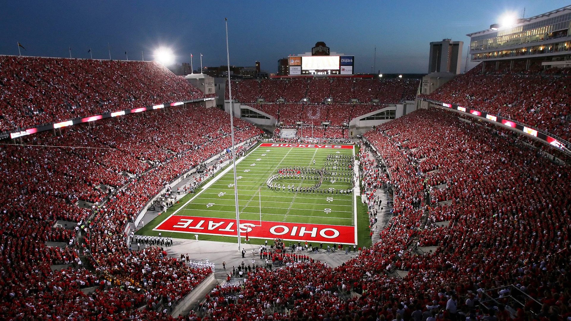 LEYU乐鱼体育官方网站-欧洲联赛：“黑马”崛起全民瞩目，追逐奖杯梦想