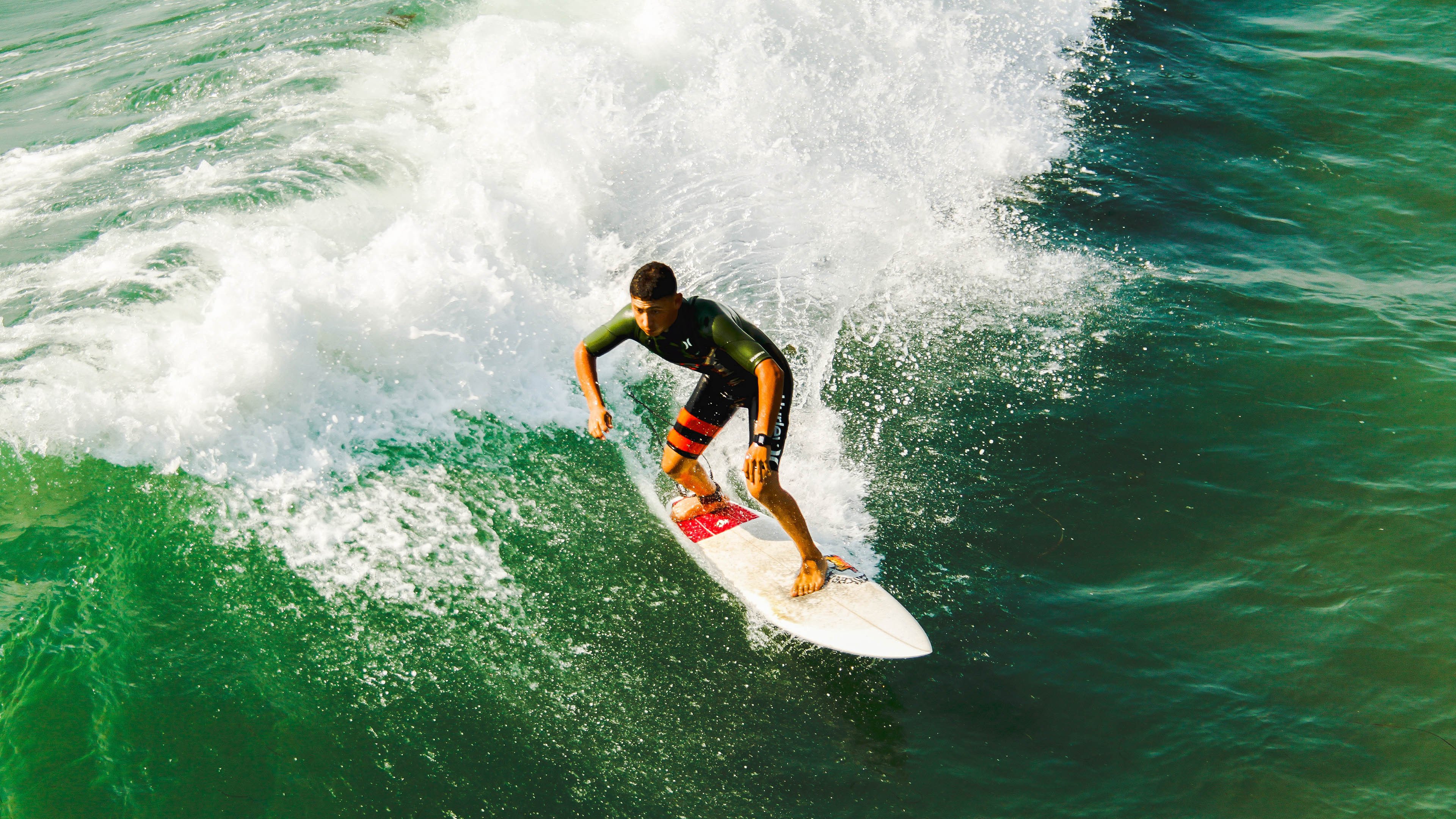 “萨尔·巴赫:南非新一代橄榄球天才”