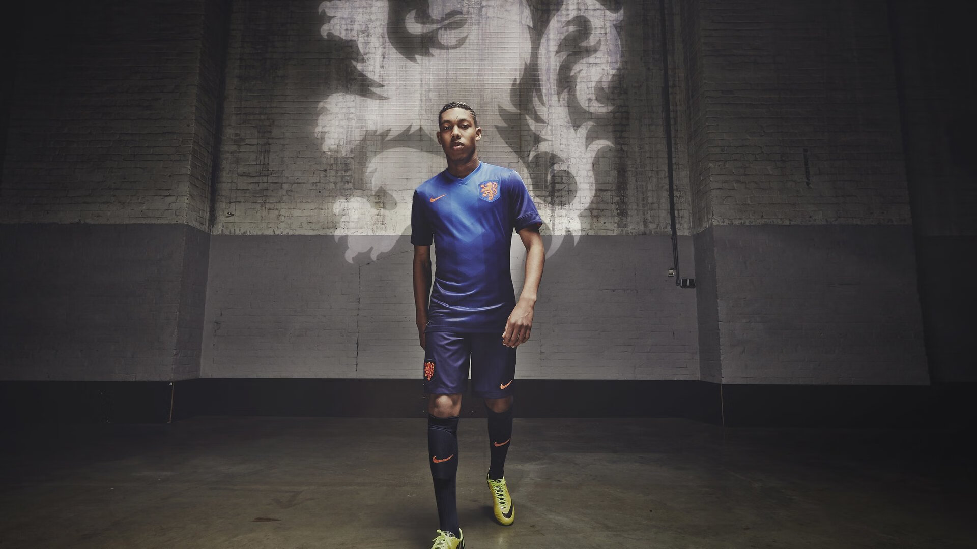 乐鱼vip-球员勇救俱乐部财务陷阱，集资支持球队运营，球队的资金来源