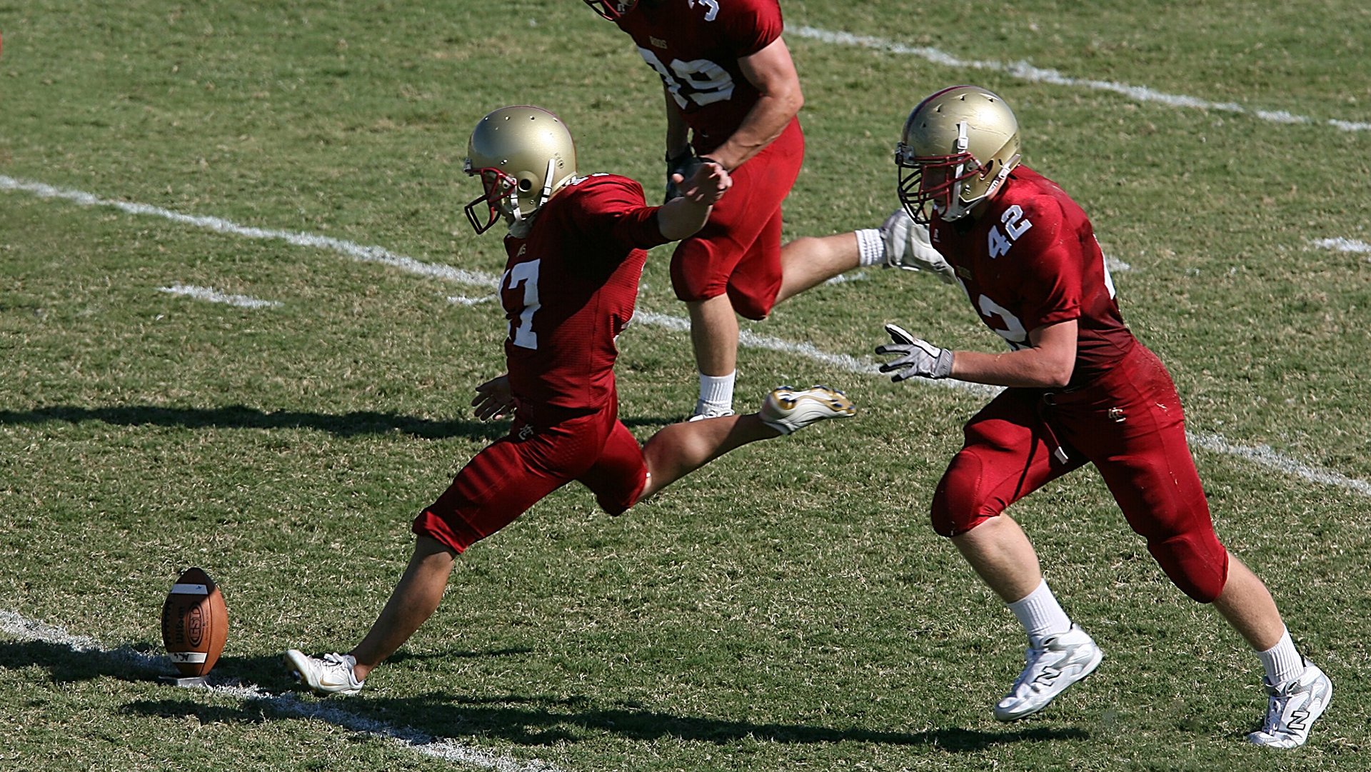 世界杯：有国家政府提醒“注意工作纪律 不要整天沉迷看球”